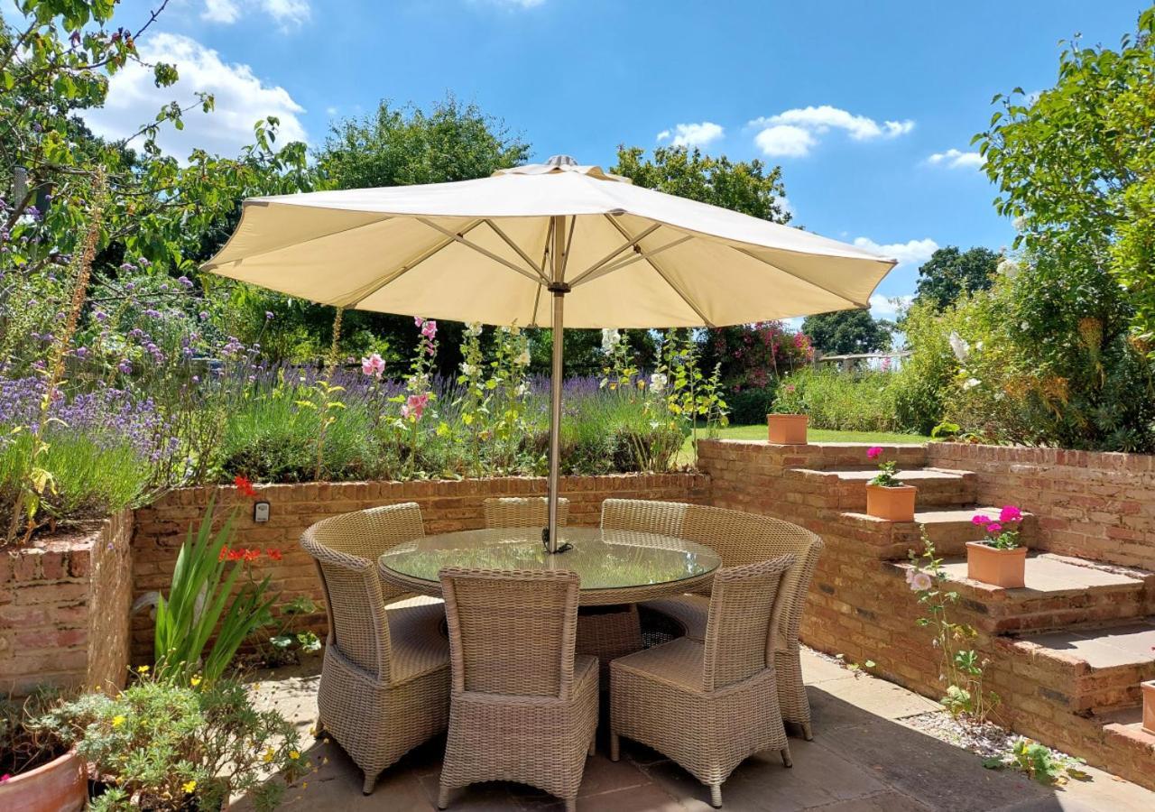 The Coach House Villa Biddenden Exteriör bild