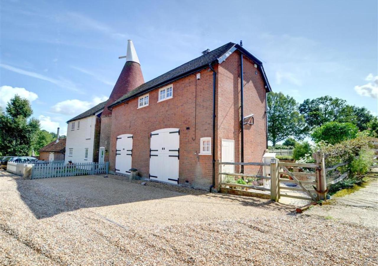 The Coach House Villa Biddenden Exteriör bild